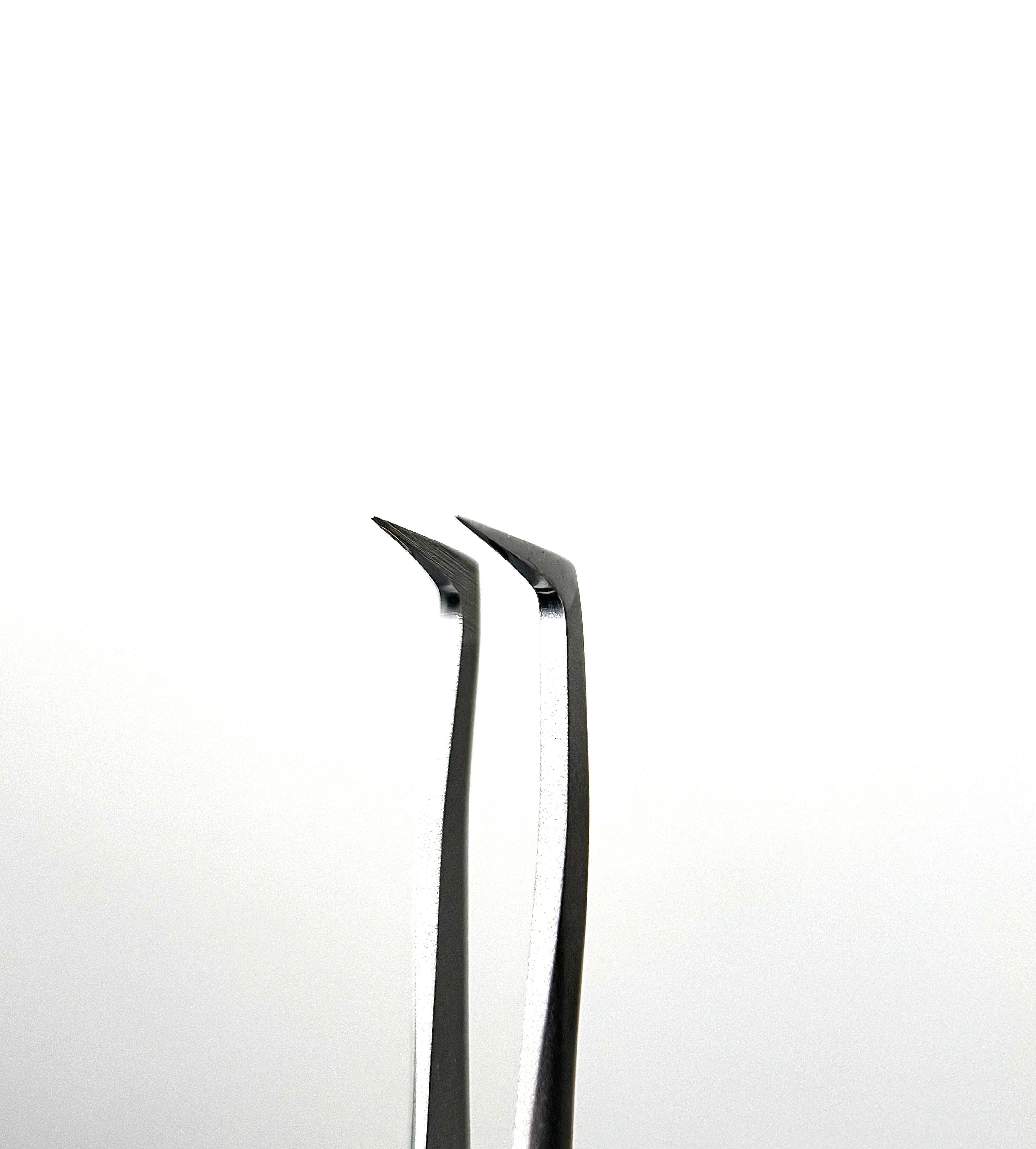 MARY LASH CONTROL 90 Degree Boot Volume Lash Tweezers