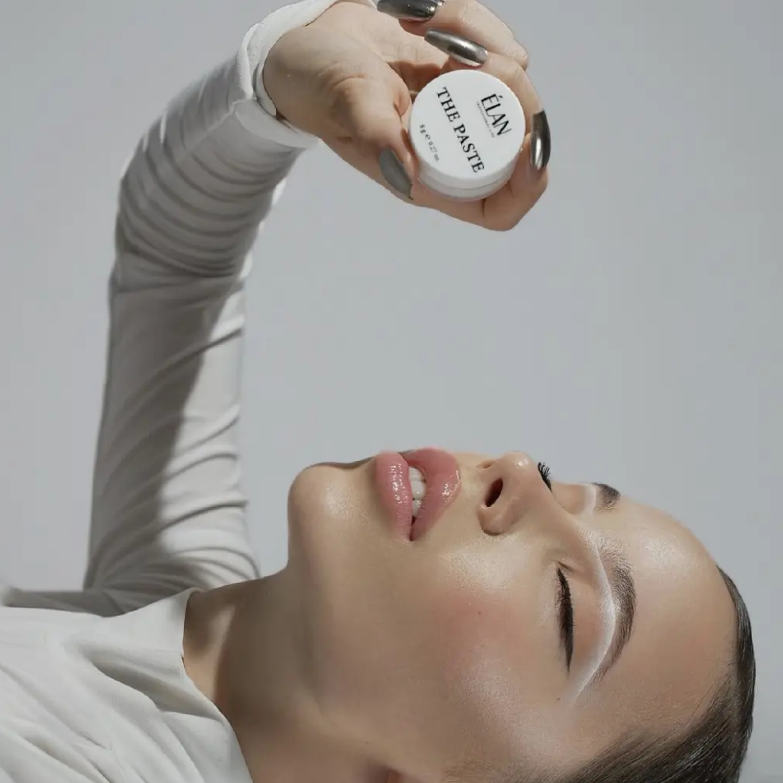ELAN THE PASTE: Eyebrow and Lip Contour Paste 8g