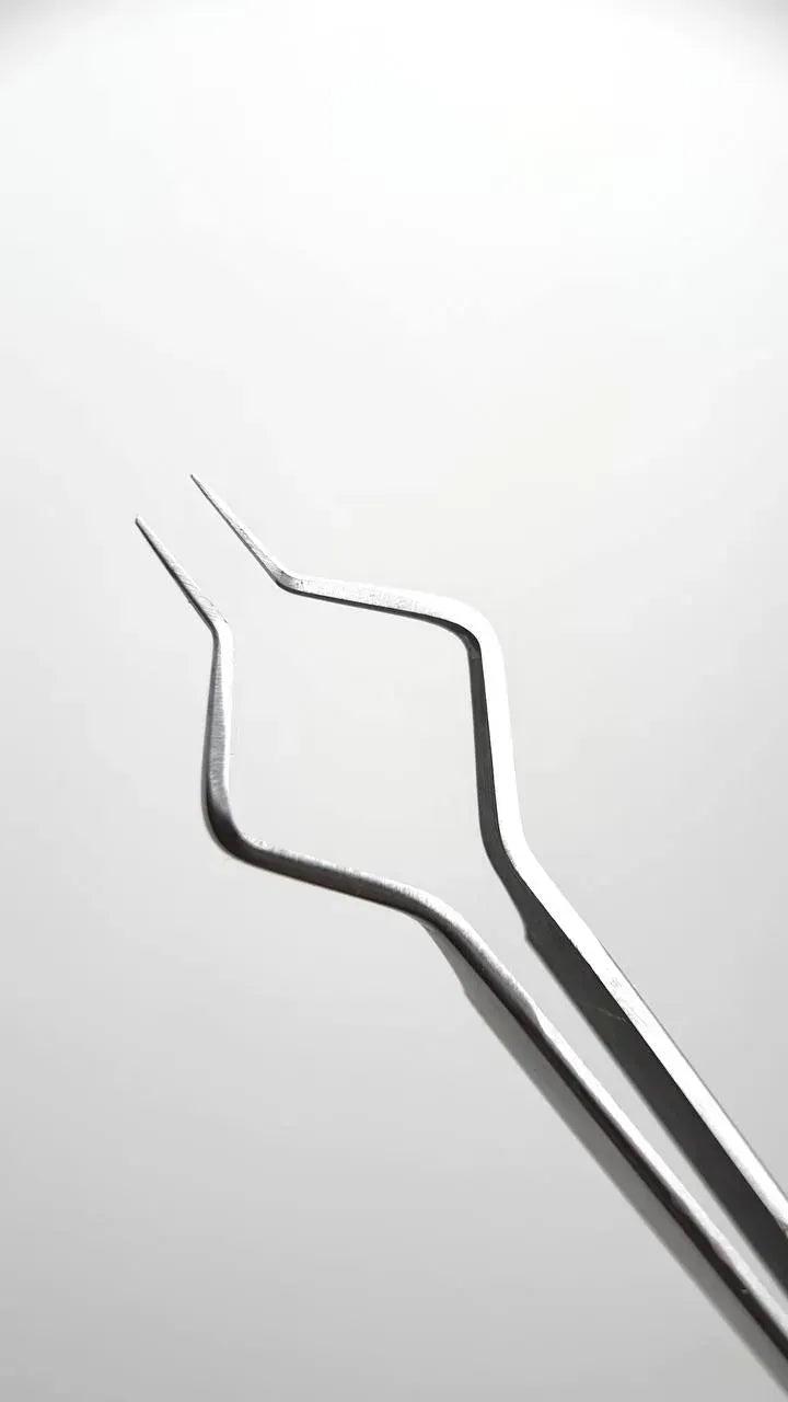 MARY LASH Beetle Straight Lash Extension Tweezers | Professional Isolation Tweezers